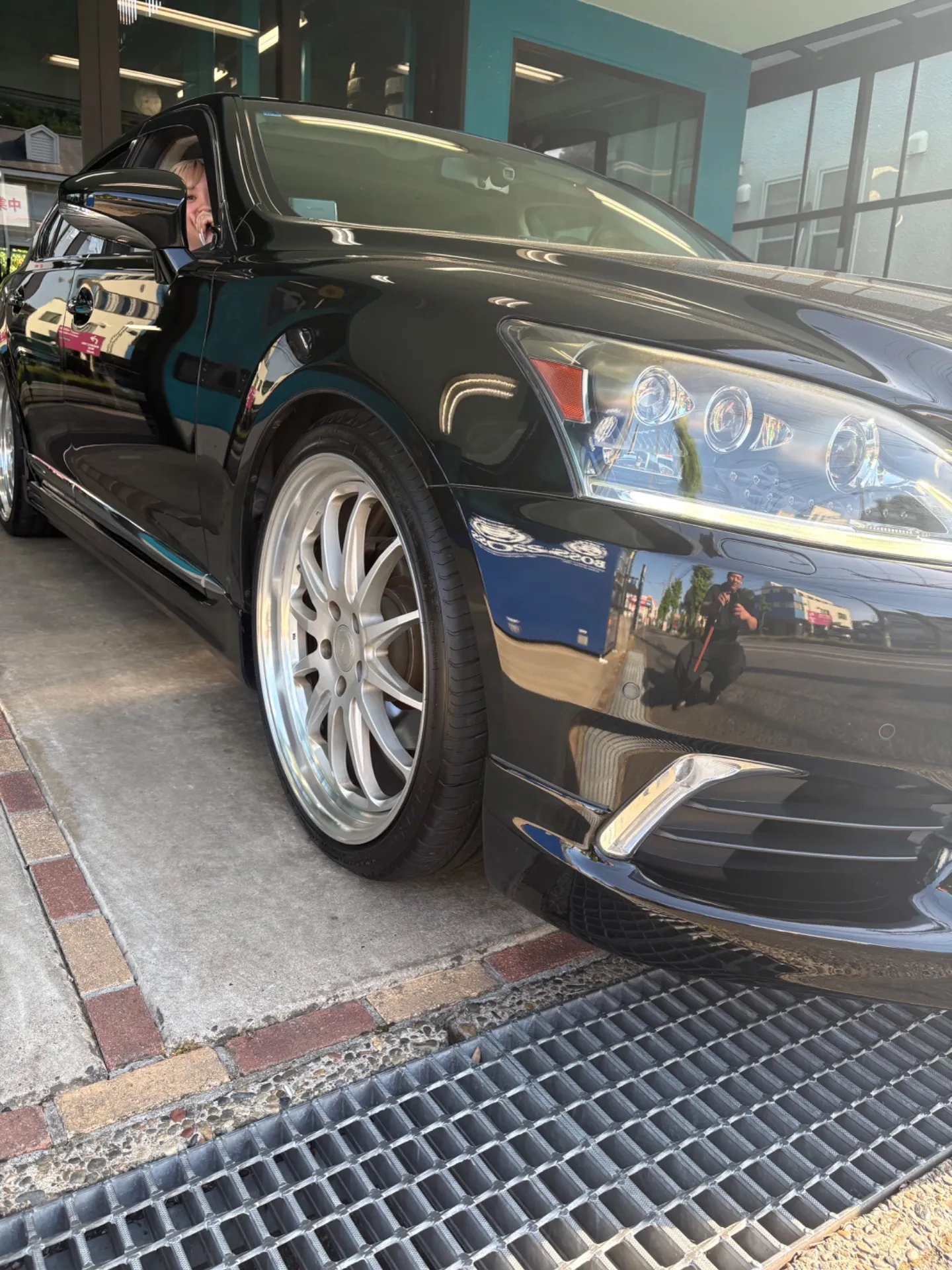 LS460